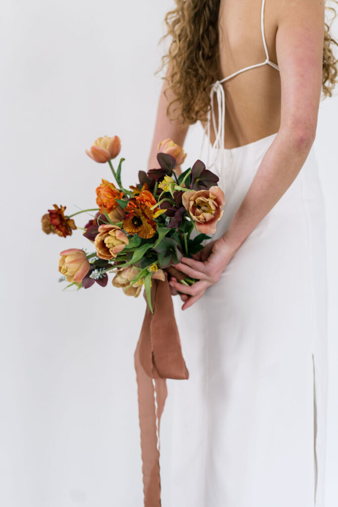 A moody spring color palette for this spring bridal portraits session | Gather Floral | Southern California Wedding Floral Designer
